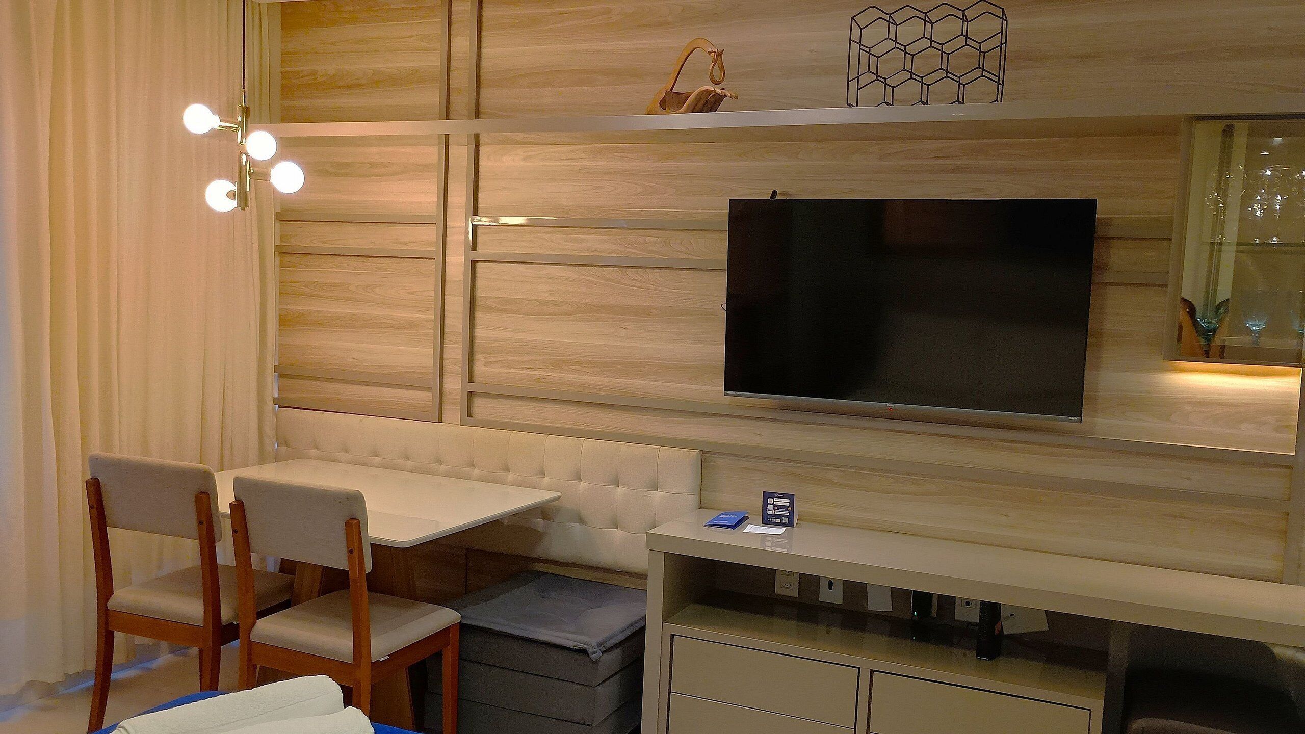 เบสิกอพาร์ทเมนท์ | ร้านอาหาร