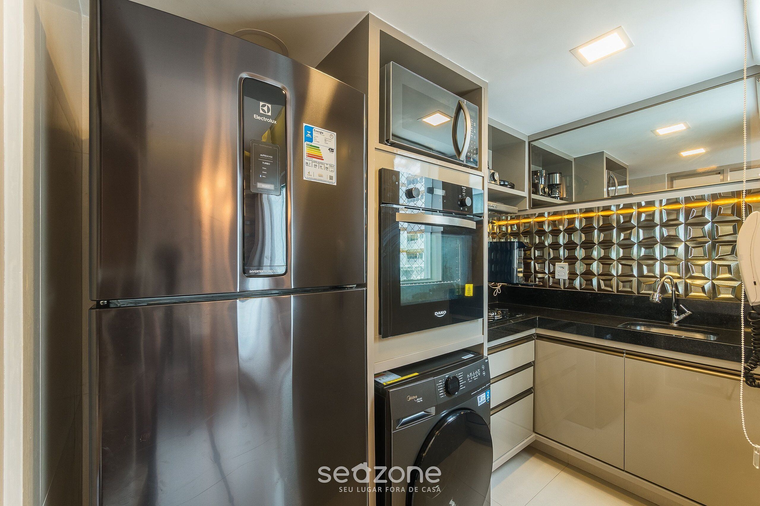 Basic Apartment | Private kitchen