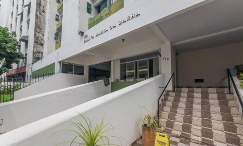 Your Stay With Comfort and Premium Location 550m From Barra Beach Eais