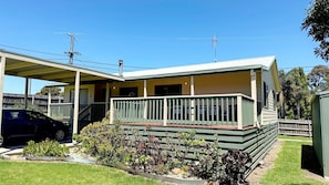 Exterior - Tanjil Cottage - Lakes Entrance (Lakes Entrance)