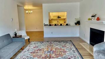 TV, fireplace, offices