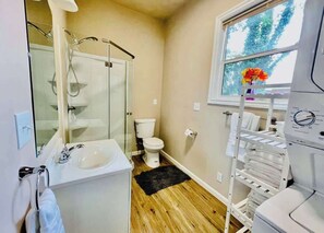 Chuveiro, secador de cabelo