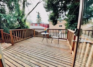 Terrace/patio - Private Room Near UW | Walk to Campus, light rail (Seattle)