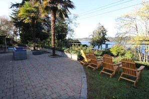 Terrace/patio - 3b3b 180 degree Lake View N Mercer Island Home (Mercer Island)