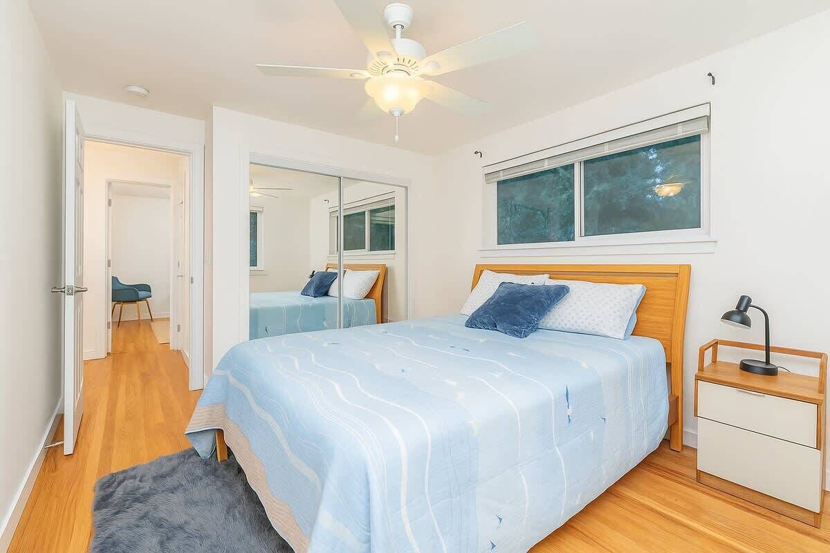 熨斗/熨衣板、旅行婴儿床、WiFi、床单