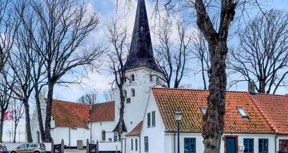 Nice home in Bogense with WiFi