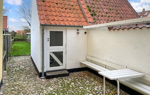 Terrace/patio - Nice home in Bogense with WiFi (Bogense)
