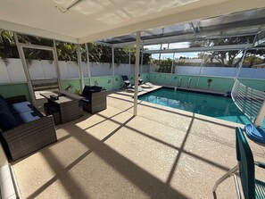 Pool -  Bright Beach House with a Pool /Near the beaches (Sarasota)