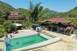 Outdoor pool - Hostal Manantiales La Esperanza (Cocorná)