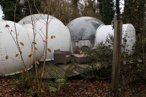 Property grounds - Bubble house, Jacuzzi, Au Calme Absolu (Lindry)