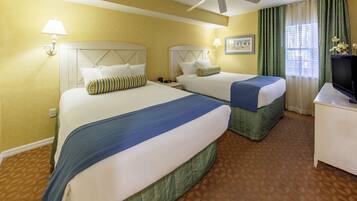 Coffres-forts dans les chambres, fer et planche à repasser