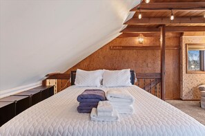 3 bedrooms, iron/ironing board, travel crib, free WiFi