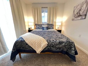 3 makuuhuonetta, silitysrauta/-lauta, Wi-Fi, vuodevaatteet