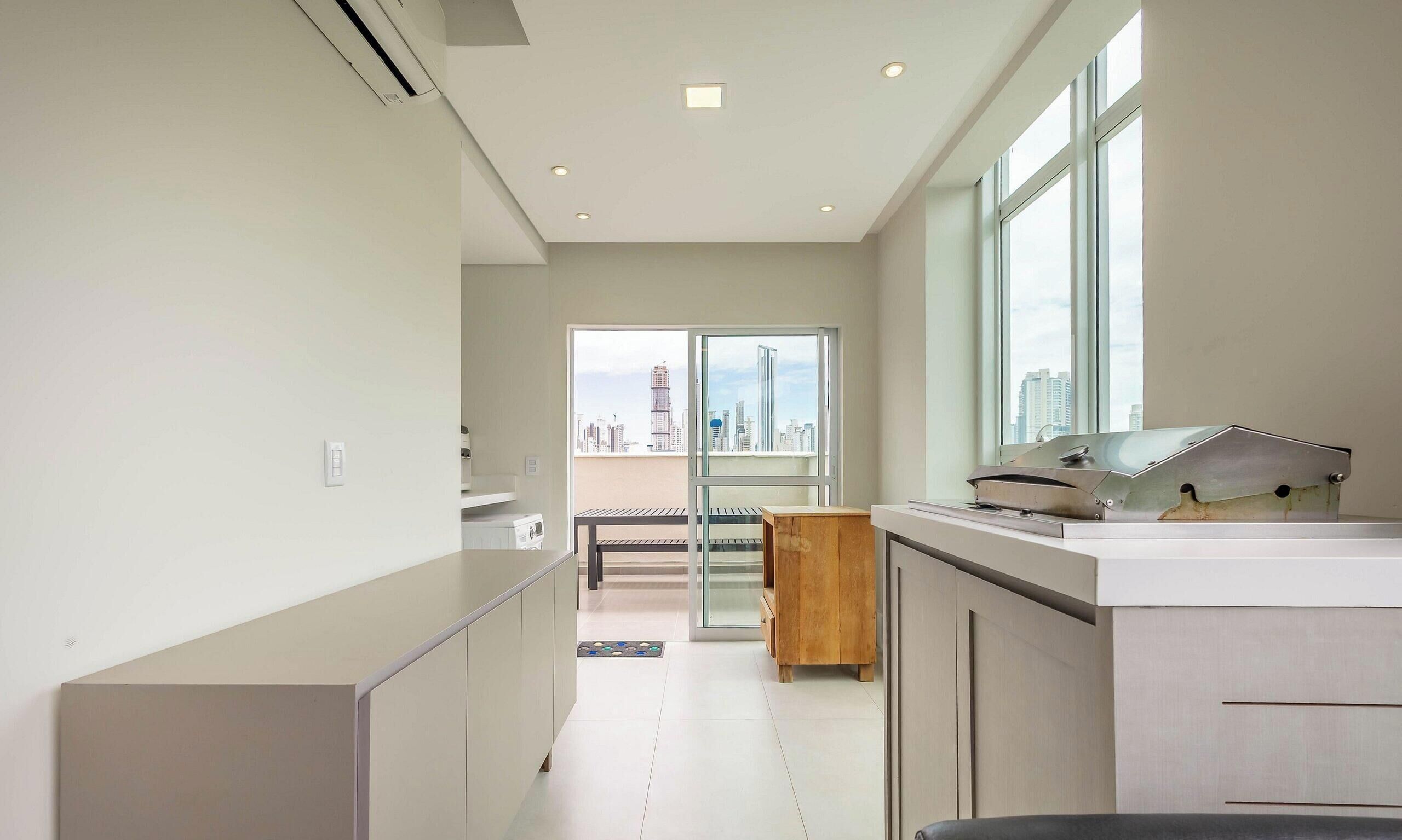 Basic Apartment | Interior