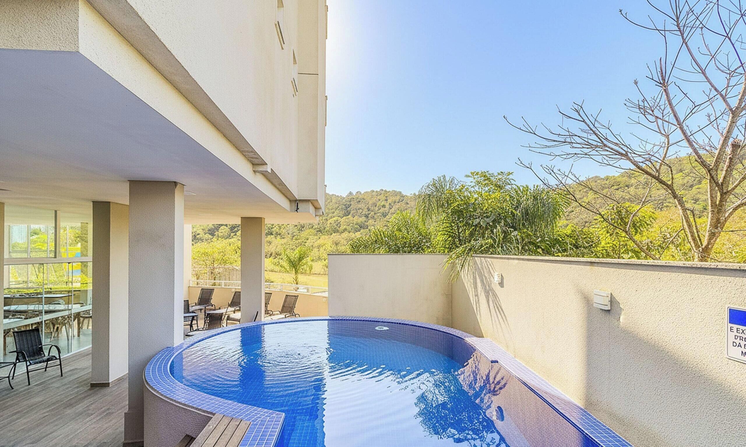 Basic Apartment | Pool