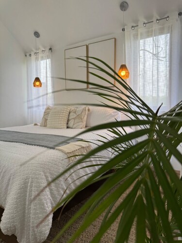 Brand new organic-modern retreat in Tobago. 5 min drive to beaches & amenities!