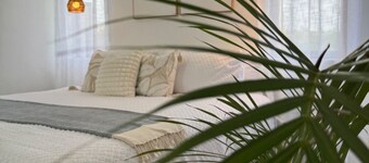 Brand new organic-modern retreat in Tobago. 5 min drive to beaches & amenities!