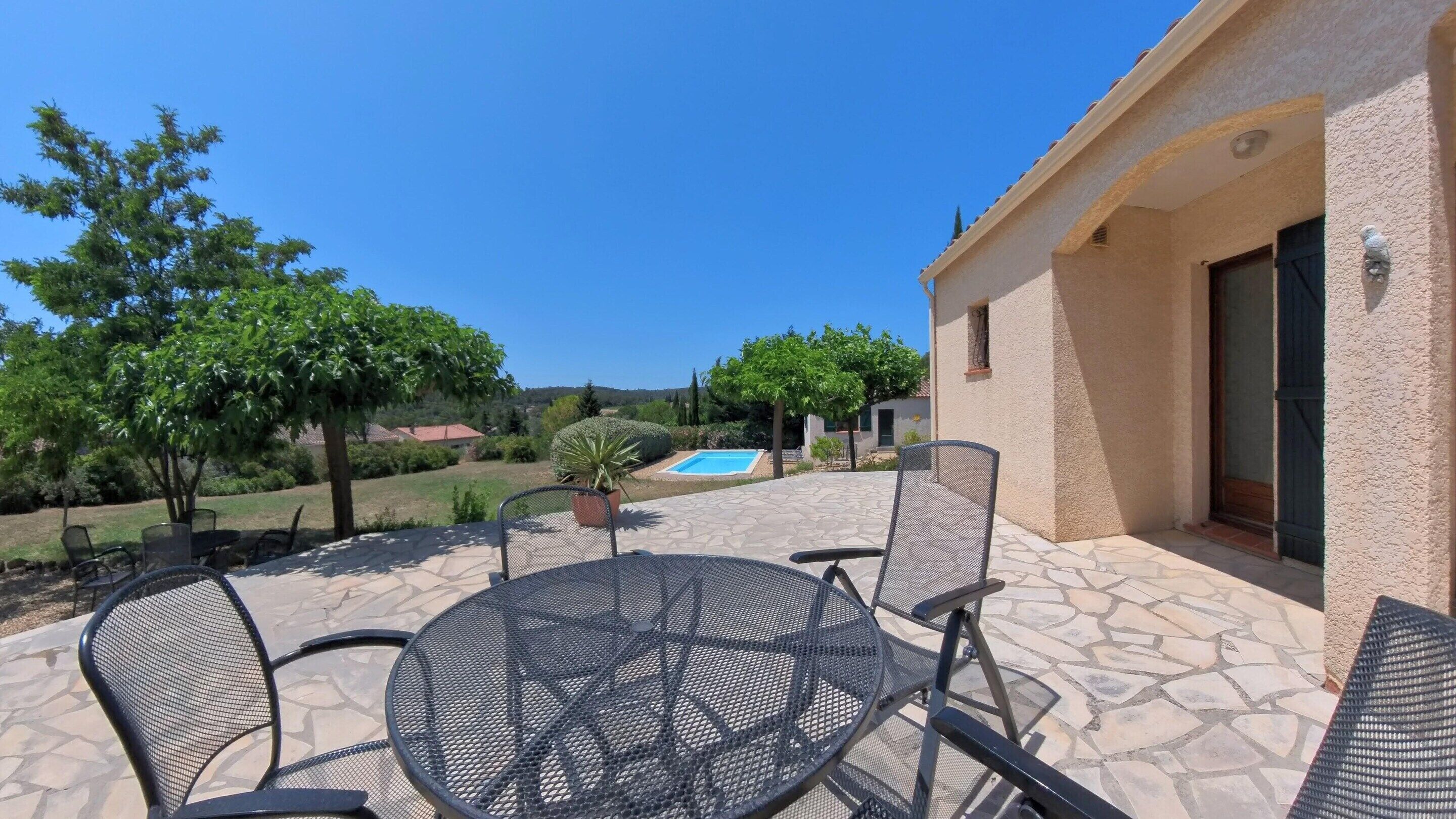 Villa | Balcony