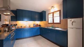 Villa | Private kitchen