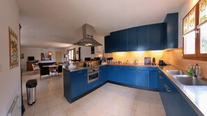 Villa | Private kitchen - Relaxing Retreat Near Minerve (Aigne)