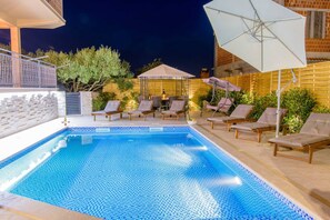 Apartment | Kolam renang | Kolam renang terbuka 