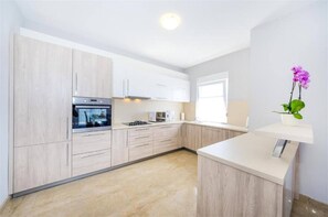 Apartment | Eigene Küche | Reinigungsartikel