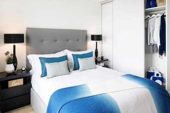 Iron/ironing board, free WiFi