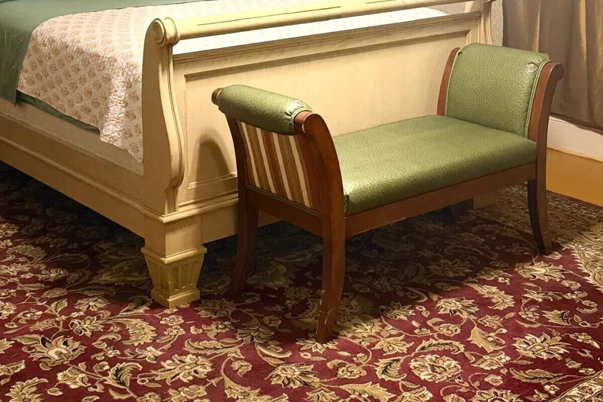 مكتب ومساحة عمل للكمبيوتر المحمول وواي فاي مجانًا