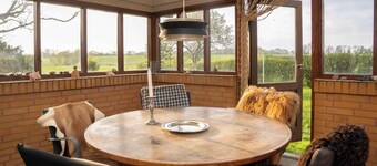 Renovated country home 50 m from the sea