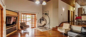 Casa de Campo com Piscina Churrasqueira e Hidro