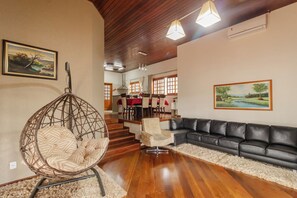 House, Smoking | 3 bedrooms - Casa de Campo com Piscina Churrasqueira e Hidro (Embu das Artes)