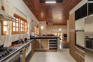 House, Smoking | 3 bedrooms - Casa de Campo com Piscina Churrasqueira e Hidro (Embu das Artes)