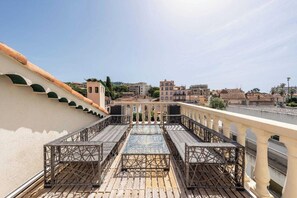 Terrace/patio - Superb Villa With Swimming Pool & Wellness Area (Cannes)