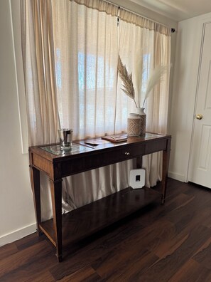 Interior - Mexi-Cozy Home with Large Backyard-Family Friendly (Albuquerque)