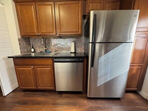 Private kitchen - Mexi-Cozy Home with Large Backyard-Family Friendly (Albuquerque)