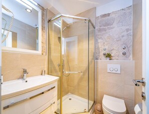 Bathroom - Villa With Pool Near Lake Vrana (Benkovac)