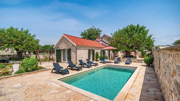 Unclassified image, 1 of 50, button - Villa With Pool Near Lake Vrana (Benkovac)