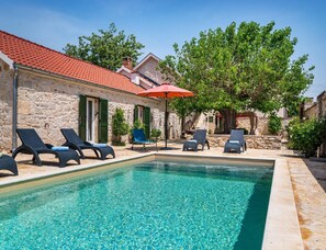 Pool - Villa With Pool Near Lake Vrana (Benkovac)