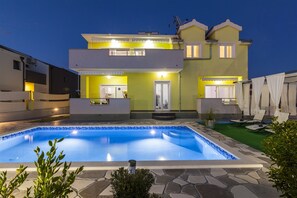 House | Exterior - Villa With sea View, Pool and Sauna (Sibenik)