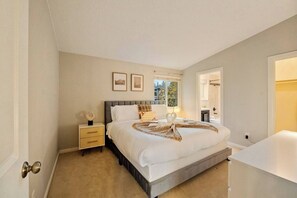 Desk, iron/ironing board, WiFi, bed sheets - Chic 3BR Home | Foosball • Great Location@Bellevue (Bellevue)