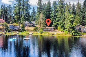 Exterior - Cozy 3B1B Lower Unit with Waterfront Views (Auburn)