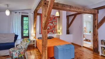 House | 5 bedrooms, individually furnished