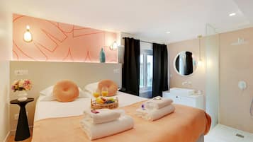 Apartment | 2 bedrooms, laptop workspace, iron/ironing board, bed sheets