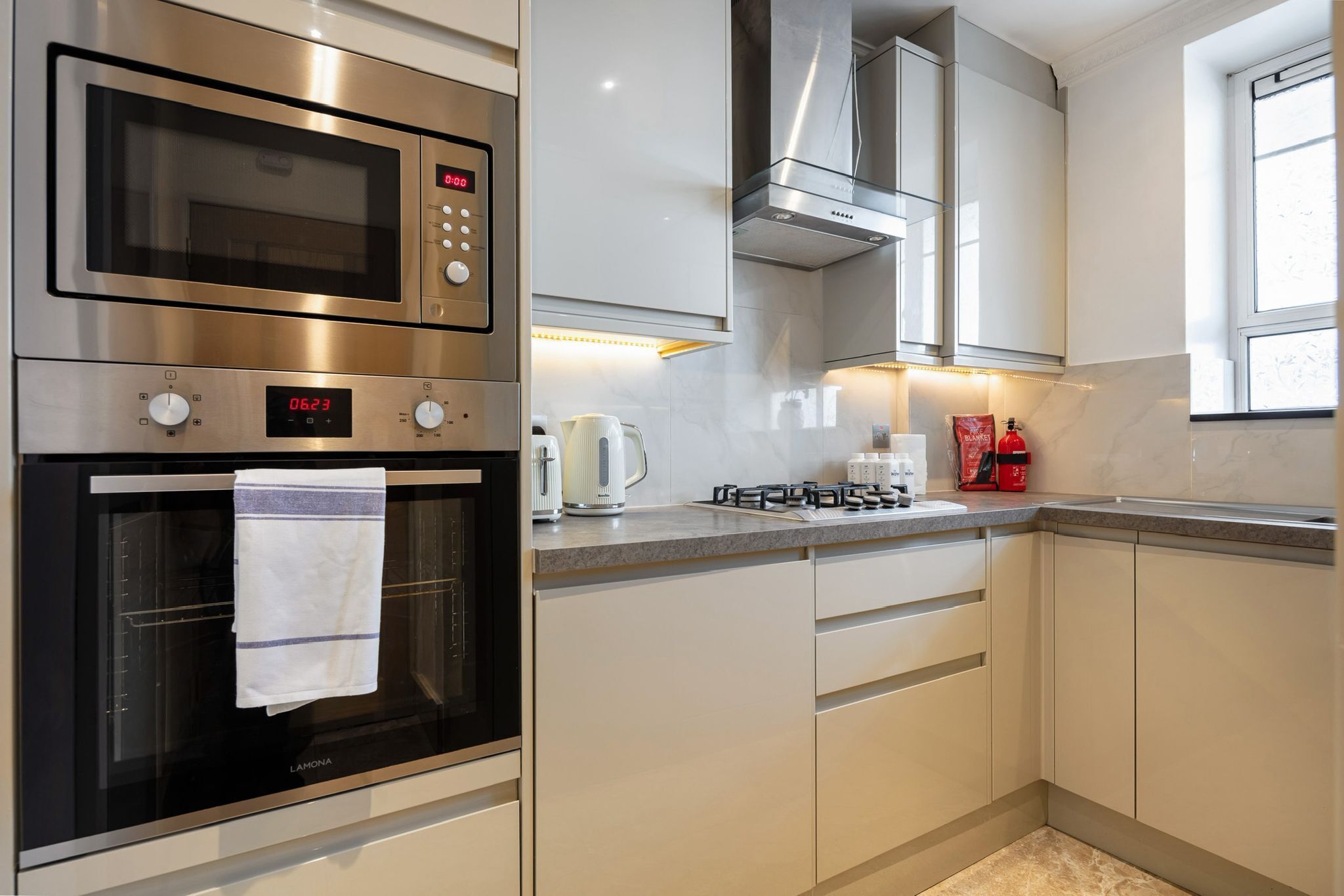 Microwave, oven, stovetop, dishwasher