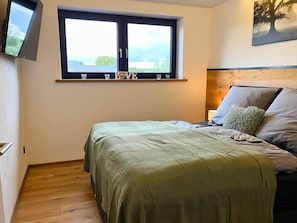 Villa | 3 bedrooms, individually furnished - Eifel Finca With Whirlpool and Garden Lounge (Wiesbaum)