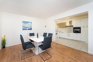 House | Private kitchen - Pet-friendly Home Near Lake Vrana (Benkovac)