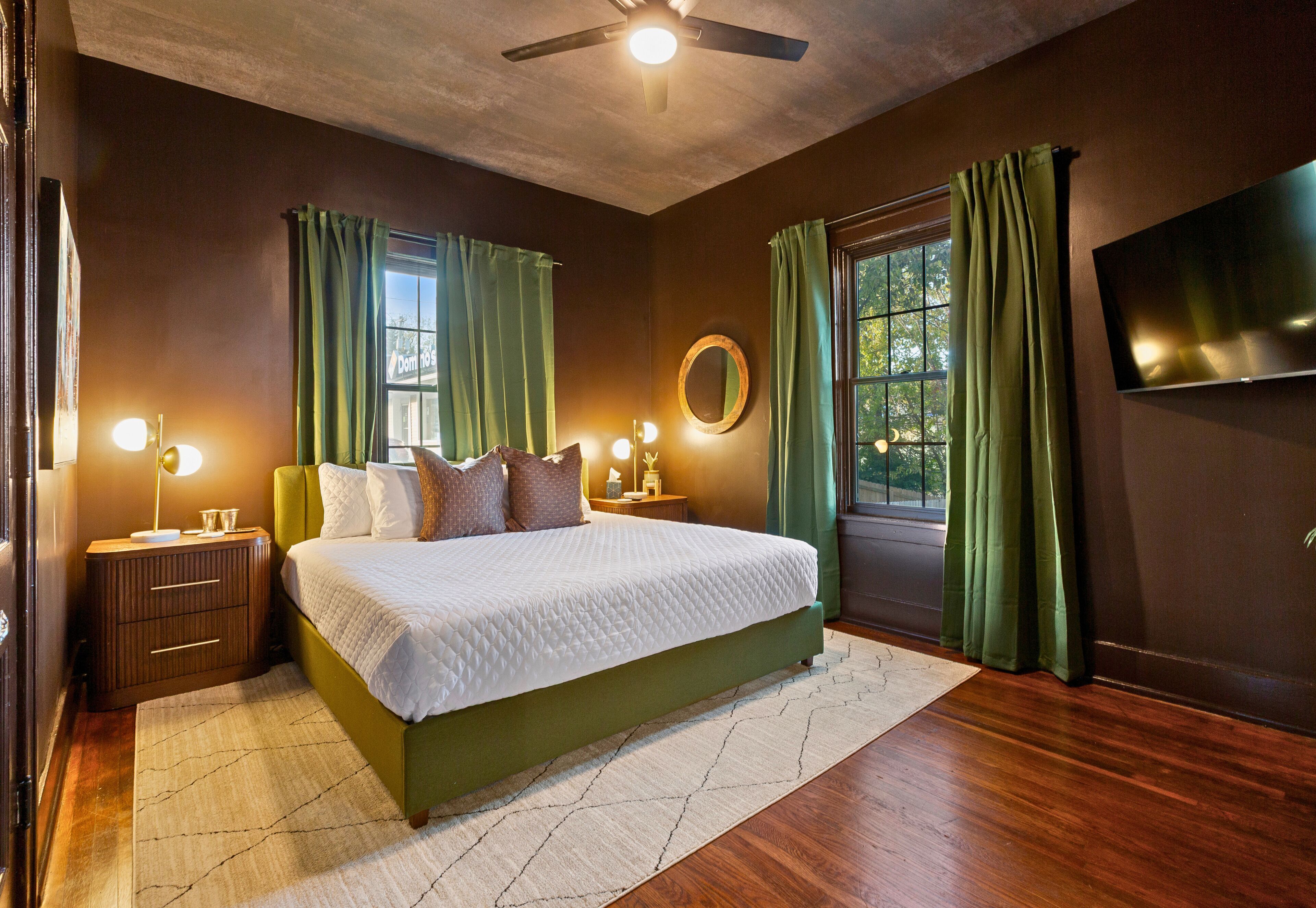 Internet, bed sheets