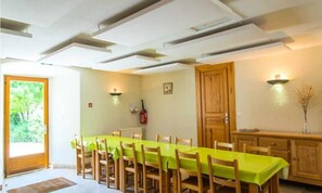 Dining - Cottage Near Tarn Gorges & Cevennes Park (Massegros Causses Gorges)