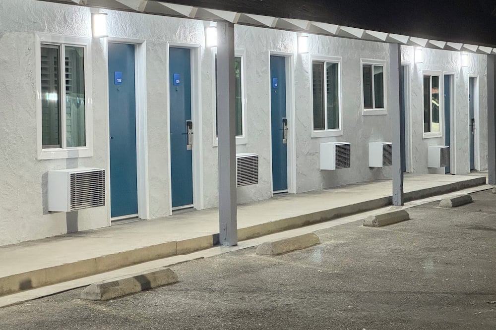 Angel Motel near Anaheim