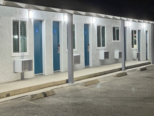 Angel Motel near Anaheim 